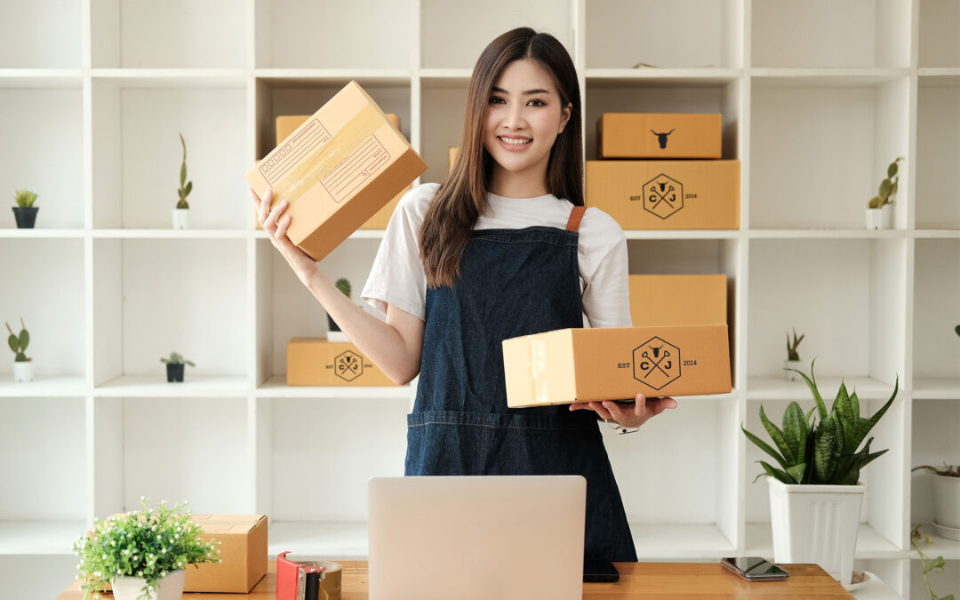Building Strong Unboxing Videos with Custom Packaging for Shipping